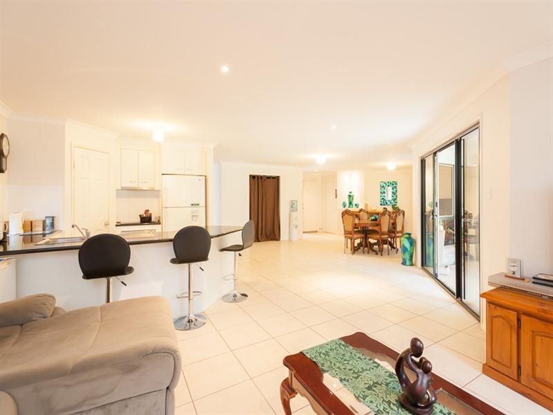58 Glenfinnan Court, Forest Glen QLD 4556