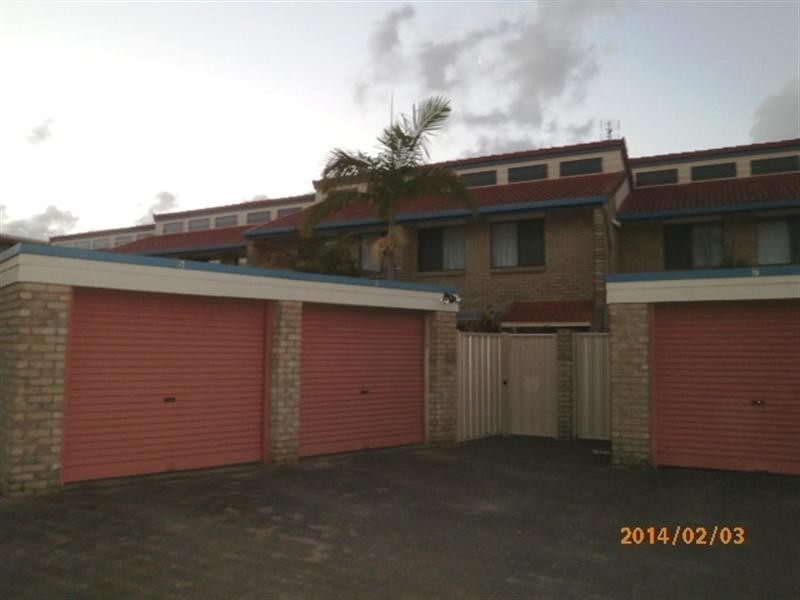 6/2 Broadmeadows Road, Maroochydore QLD 4558