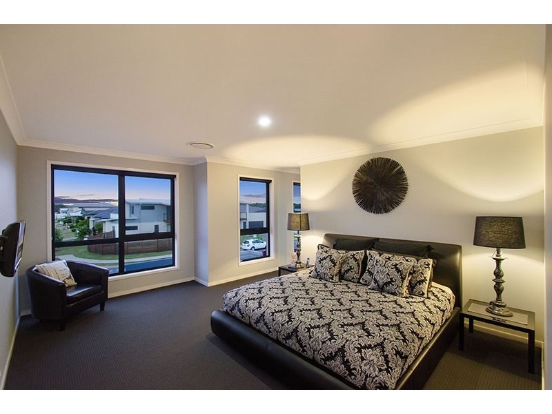 9 Lamatia Drive, Mountain Creek QLD 4557