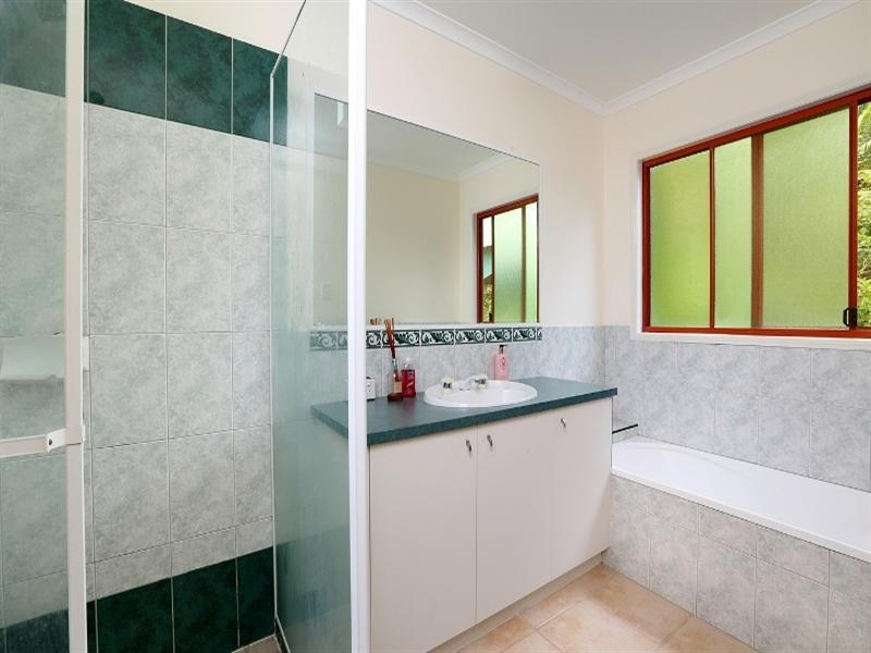 4/5 Barnes Drive, Buderim QLD 4556