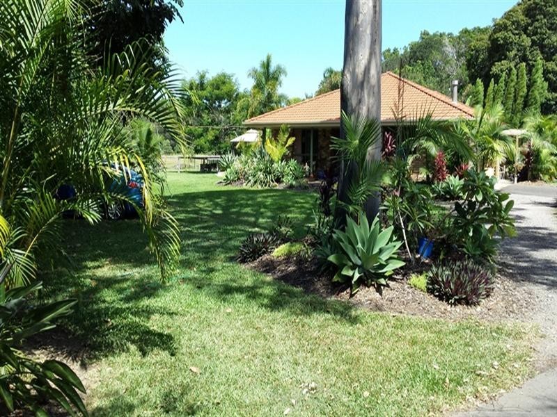 137 Old Gympie Road, Mooloolah Valley QLD 4553