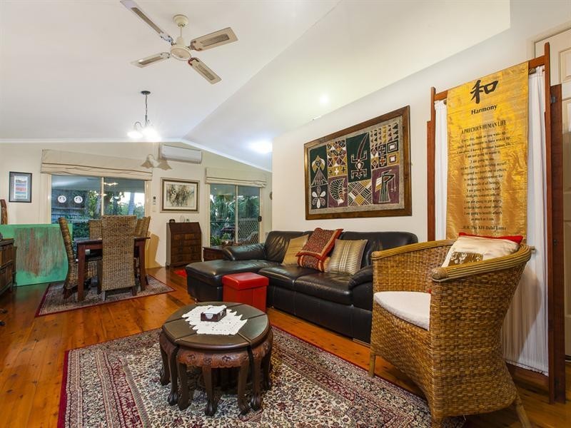 22 Merval Court, Mons QLD 4556