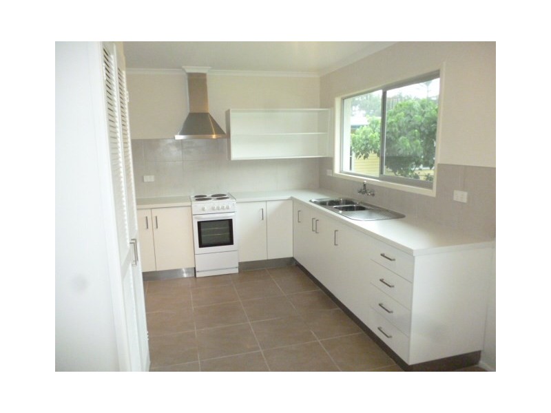 2a Tindale Avenue, Buderim QLD 4556