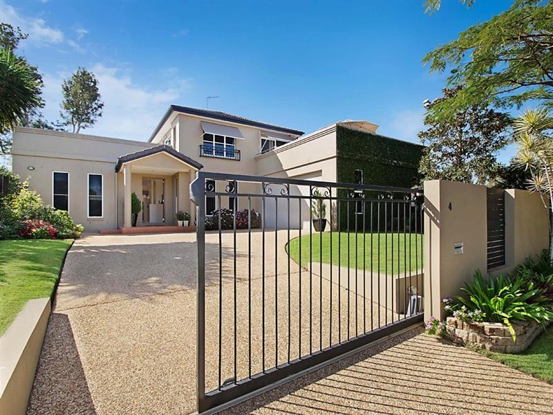 4 Millgrove Place, Buderim QLD 4556