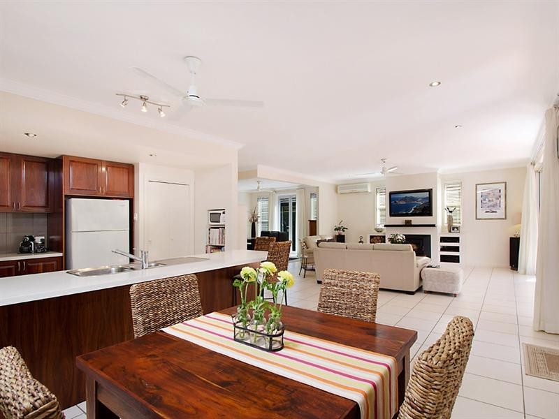 4 Millgrove Place, Buderim QLD 4556