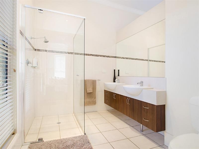 4 Millgrove Place, Buderim QLD 4556