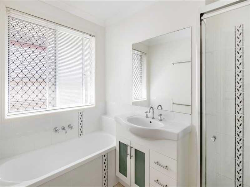 4 Leea Street, Sippy Downs QLD 4556