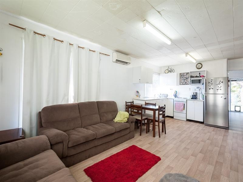 5 Watsonia Street, Maroochydore QLD 4558