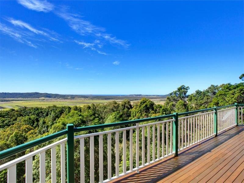 7 Mount Coolum Close, Maroochy River QLD 4561