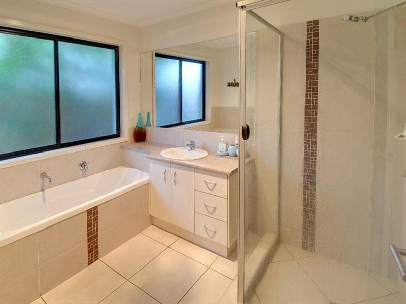 9 Ribbonwood Street, Sippy Downs QLD 4556