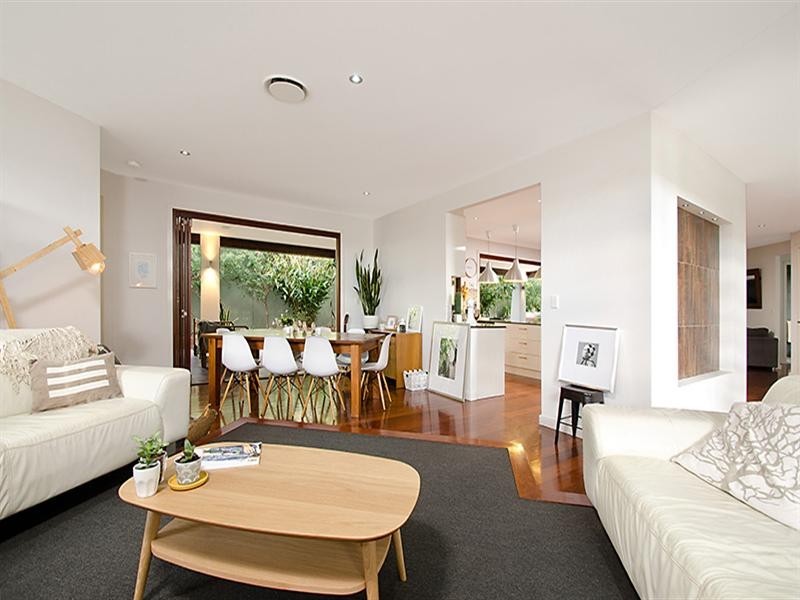 8 Flindersia Place, Mountain Creek QLD 4557