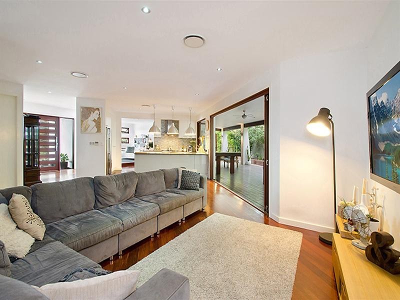 8 Flindersia Place, Mountain Creek QLD 4557