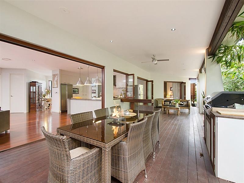 8 Flindersia Place, Mountain Creek QLD 4557