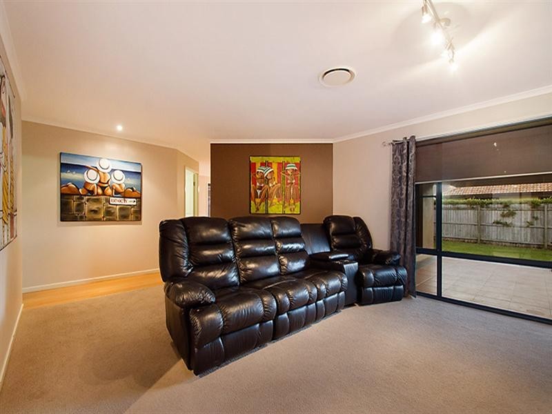 27 Bateman Street, Sippy Downs QLD 4556