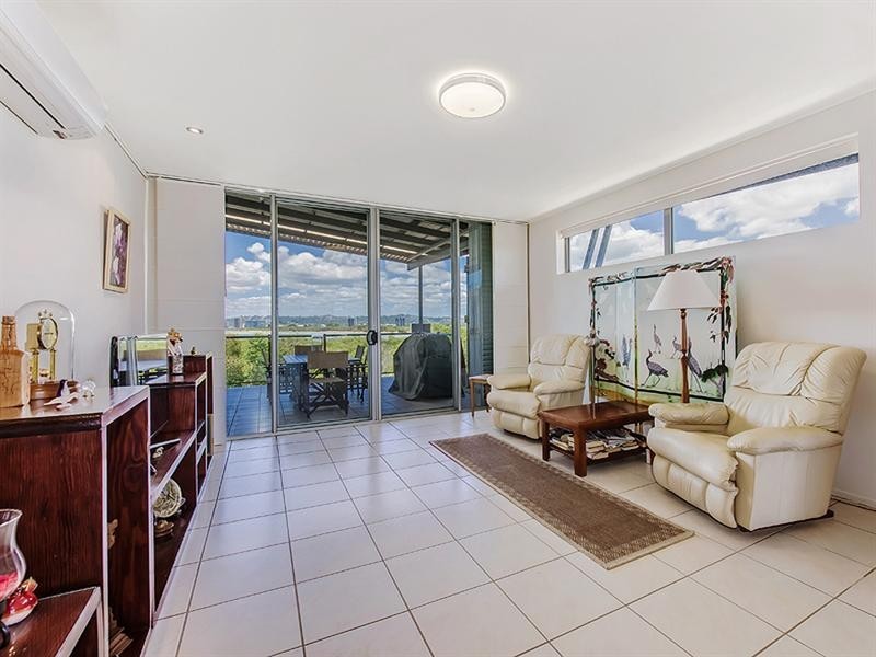 135/80 North Shore Road, Twin Waters QLD 4564