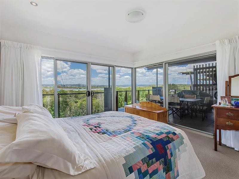 135/80 North Shore Road, Twin Waters QLD 4564