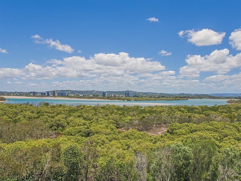 135/80 North Shore Road, Twin Waters QLD 4564