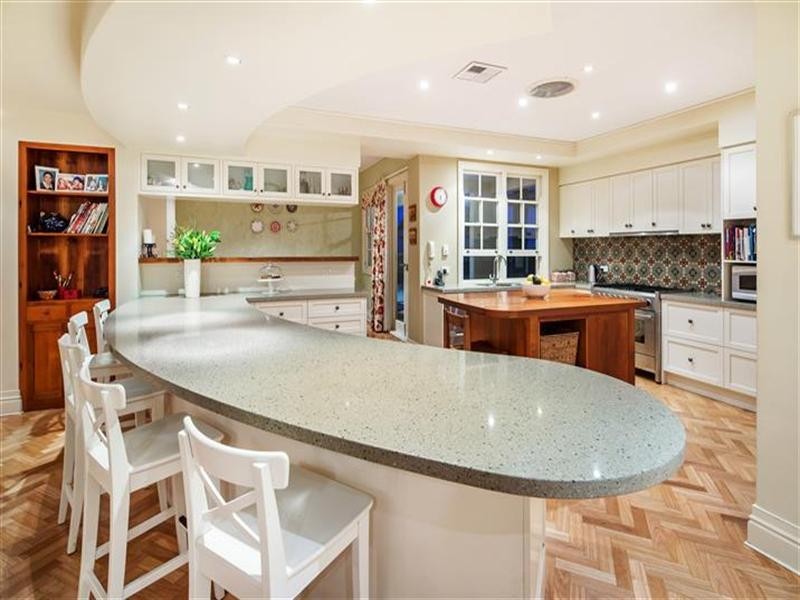 22 Mountain Top Court, Mons QLD 4556