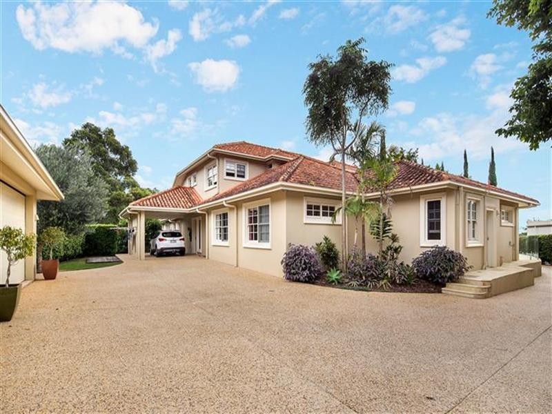 22 Mountain Top Court, Mons QLD 4556