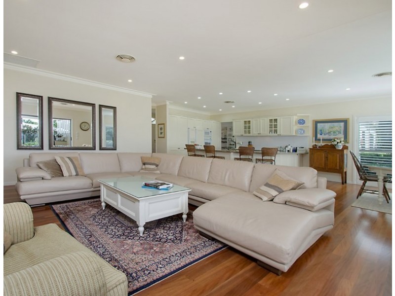 31 Walgarri Drive, Buderim QLD 4556