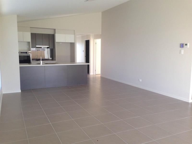 4 Tribrogargan Circuit, Mountain Creek QLD 4557