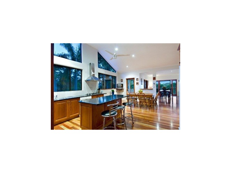 10 Melcar Court, Diddillibah QLD 4559
