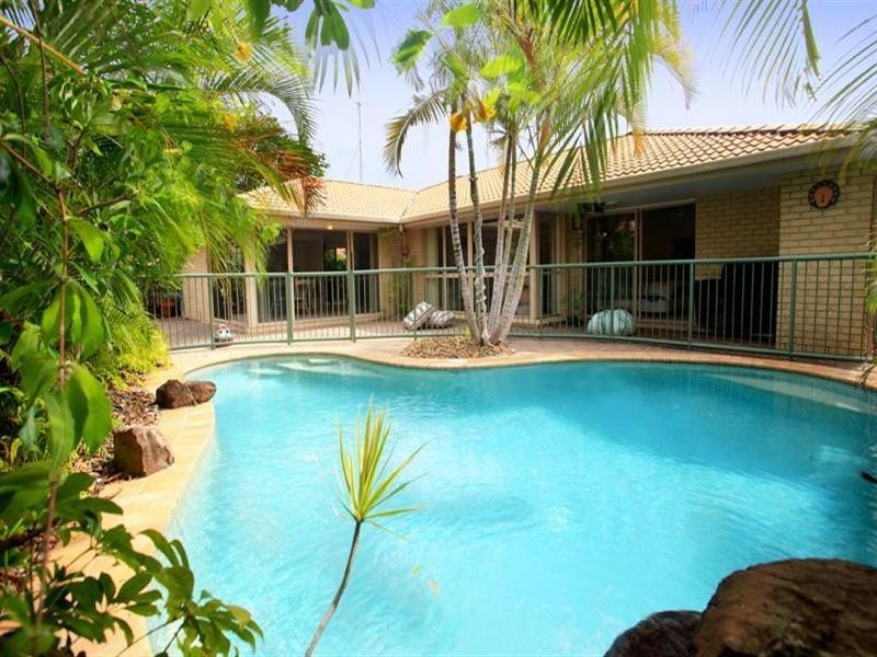 11 Beachcomber Court, Bokarina QLD 4575
