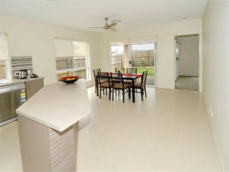 11 Clarence Place, Sippy Downs QLD 4556