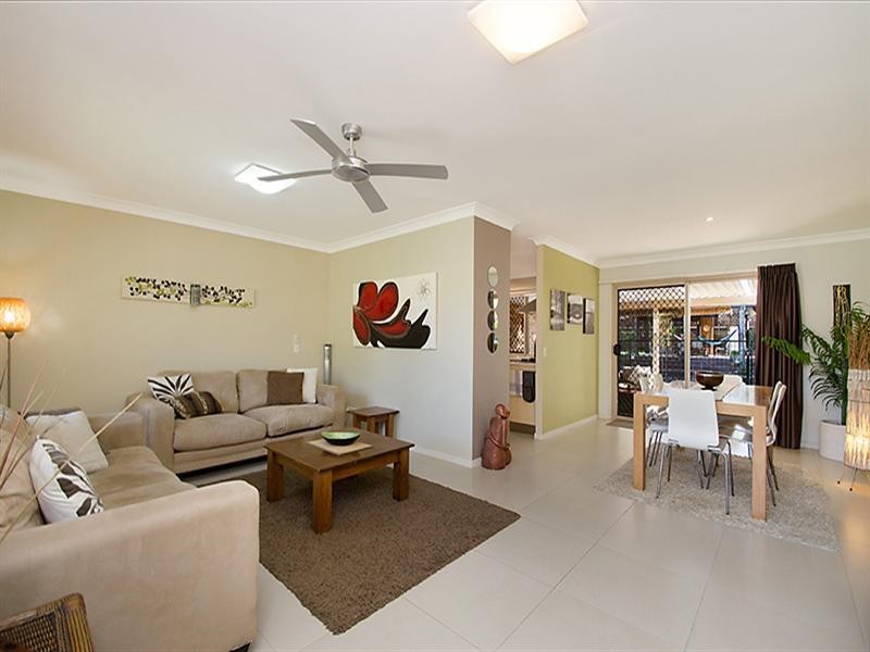 4 Whitehaven Drive, Buderim QLD 4556