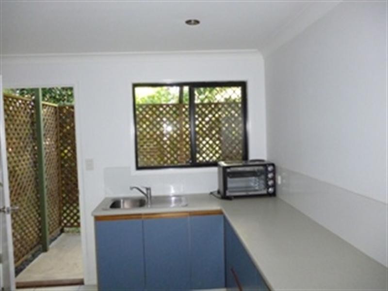 77 (Flat) Jones Road, Buderim QLD 4556