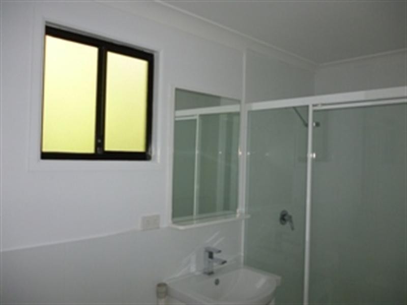 77 (Flat) Jones Road, Buderim QLD 4556