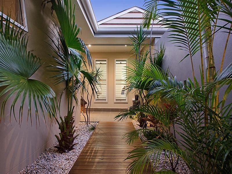 1/17 Tuckers Creek Drive, Nambour QLD 4560