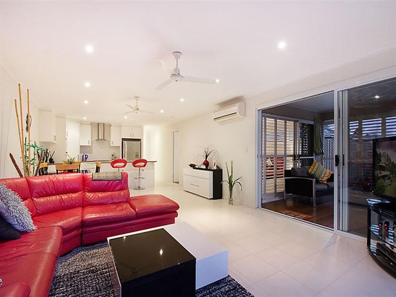 1/17 Tuckers Creek Drive, Nambour QLD 4560