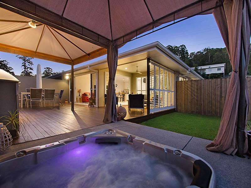 1/17 Tuckers Creek Drive, Nambour QLD 4560