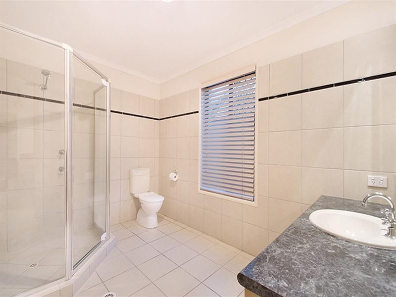 16 Kingfish Court, Mountain Creek QLD 4557