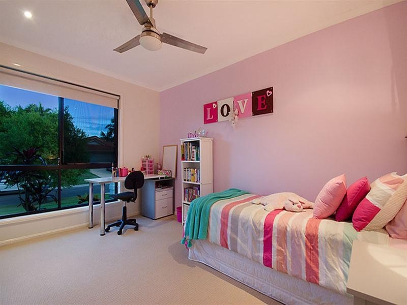 16 Kingfish Court, Mountain Creek QLD 4557