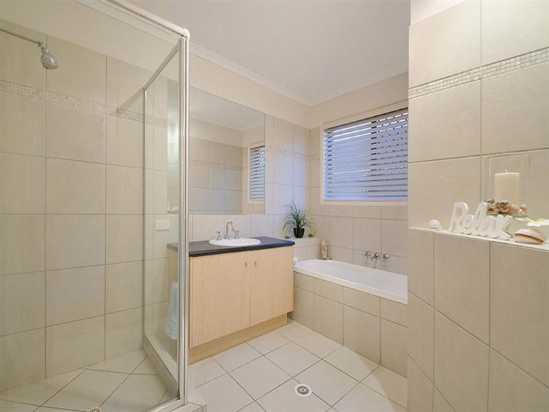 16 Kingfish Court, Mountain Creek QLD 4557