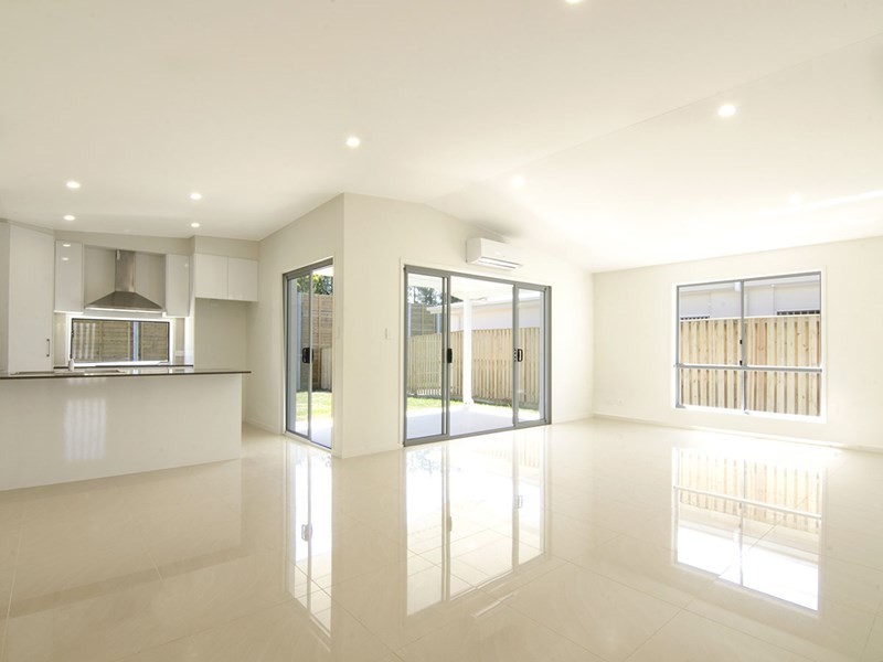 44 Spoonbill Drive, Forest Glen QLD 4556