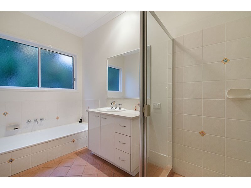 13 Sanctuary Drive, Forest Glen QLD 4556