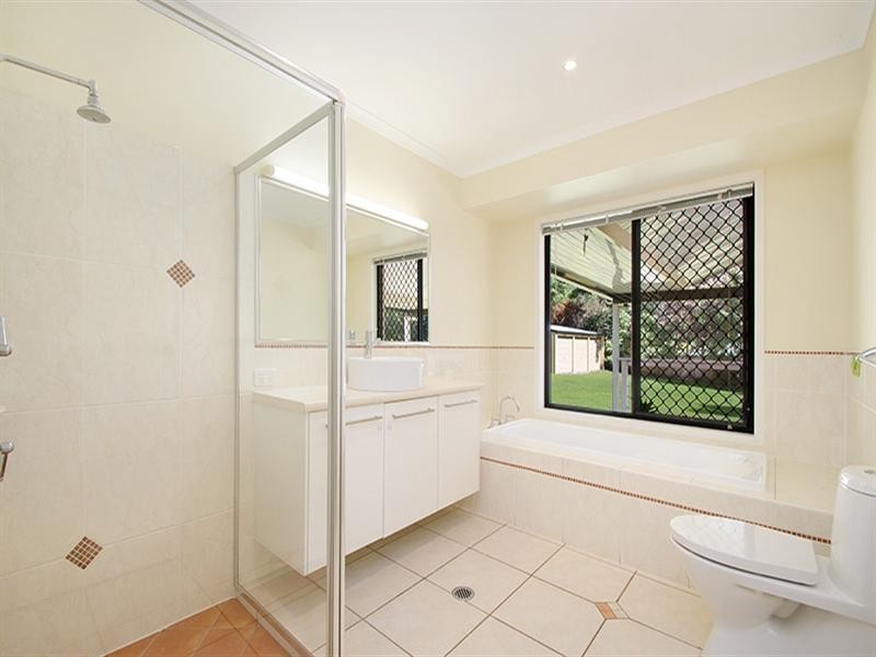 128-130 Stringybark Road, Buderim QLD 4556