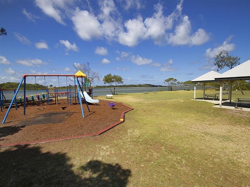 93 Bradman Avenue, Maroochydore QLD 4558