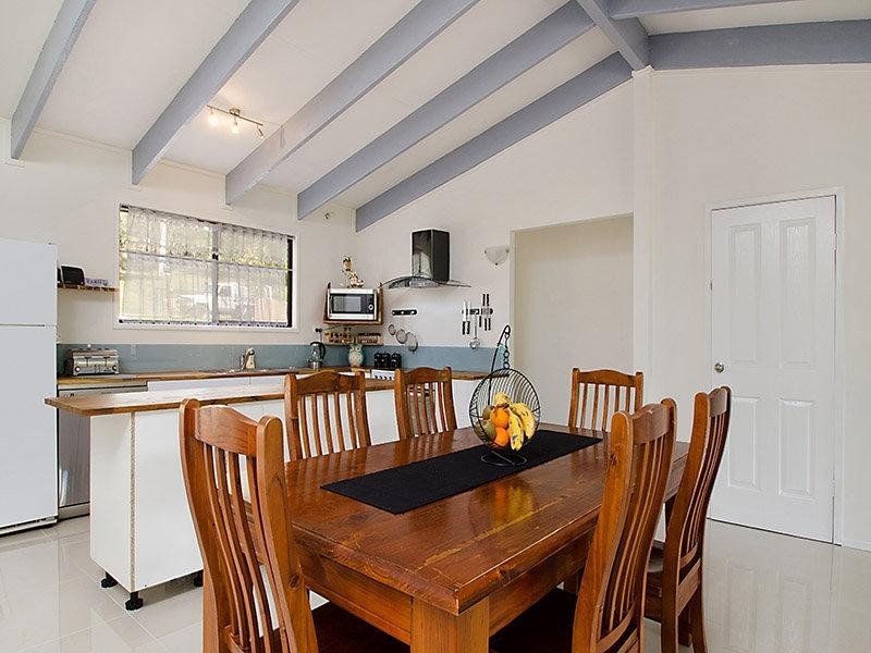 23 Suzen Court, Mooloolah Valley QLD 4553