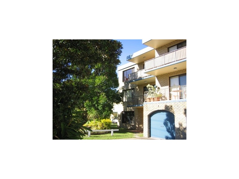 4/31 Goonawarra Drive, Mooloolaba QLD 4557