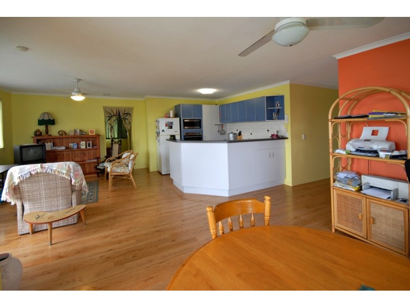 71 Bradman Avenue, Maroochydore QLD 4558