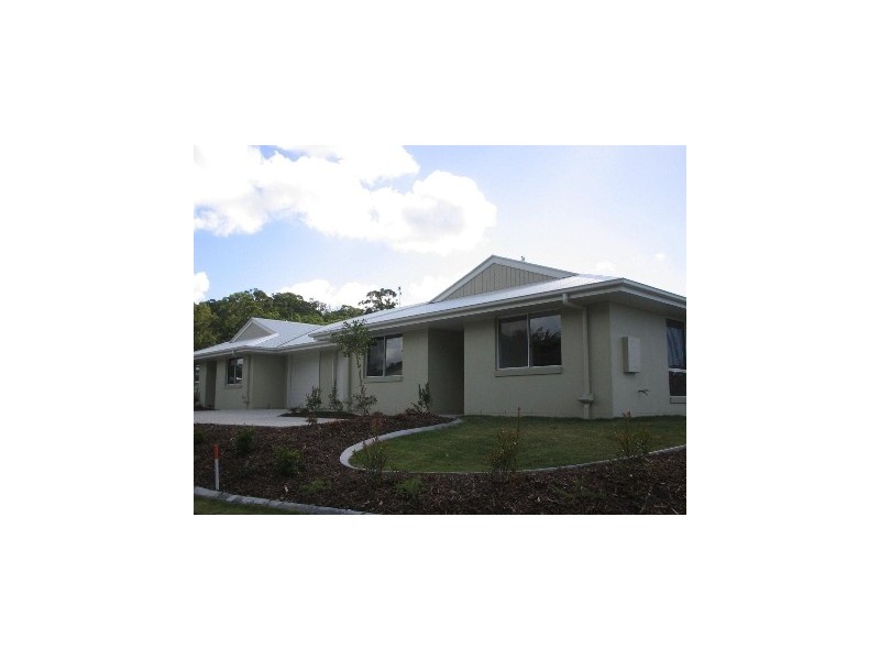 2 Rosslare Court, Kuluin QLD 4558
