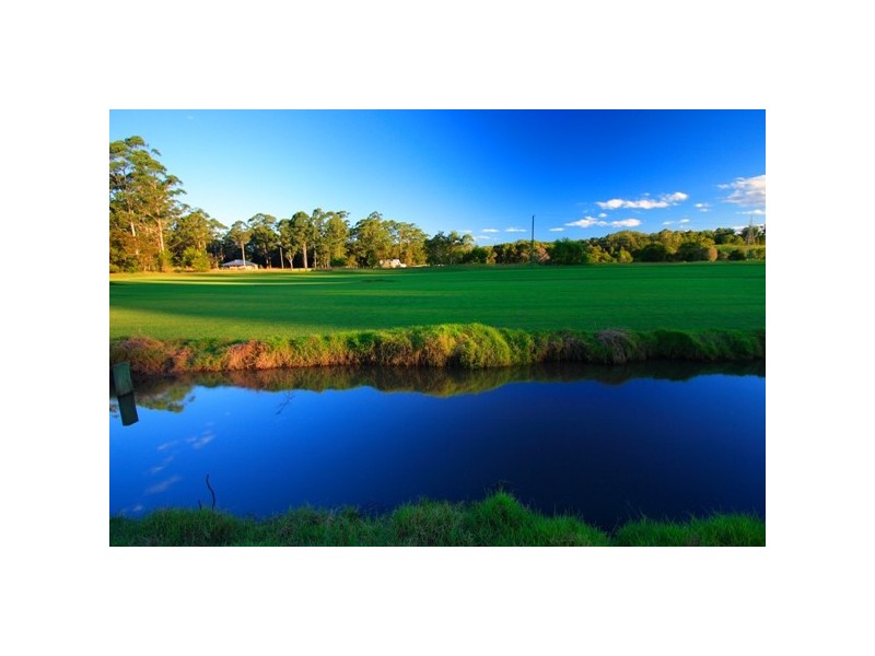 223 Dales Road, Chevallum QLD 4555