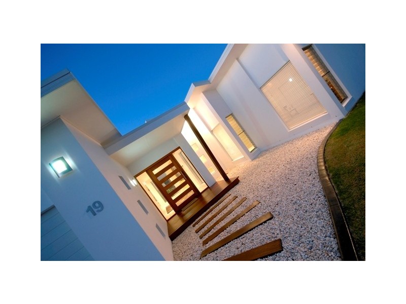 19 Regal Crescent, Sippy Downs QLD 4556