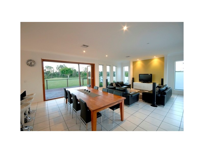 19 Regal Crescent, Sippy Downs QLD 4556