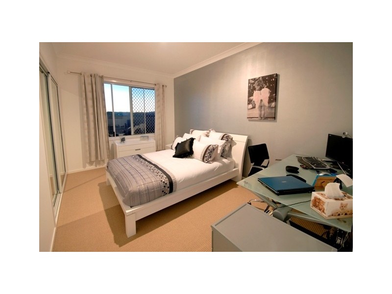 19 Regal Crescent, Sippy Downs QLD 4556