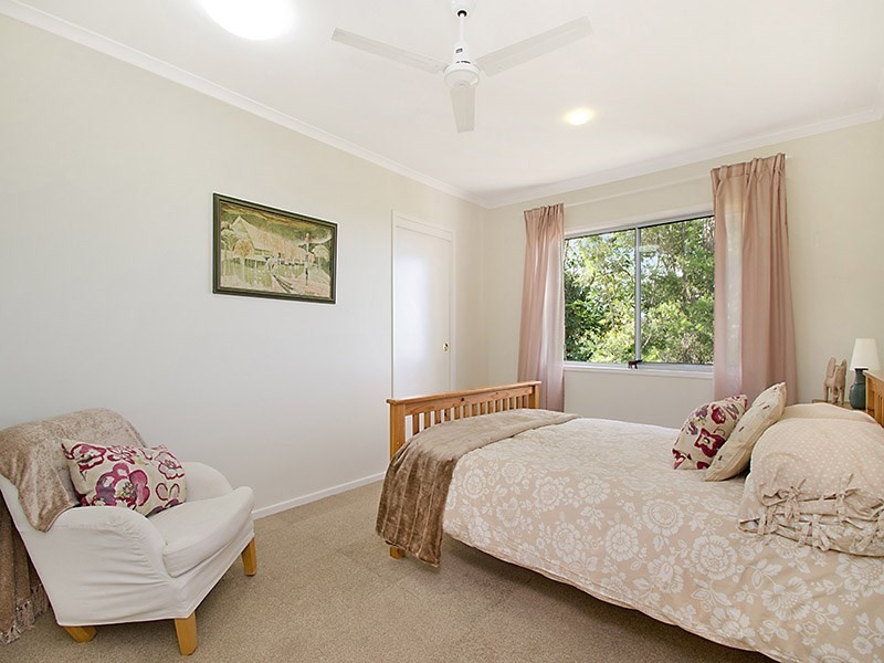 823 Hunchy Road, Hunchy QLD 4555